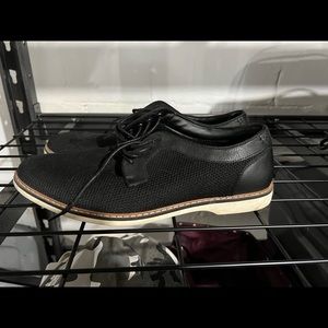 Men's Black Dress Shoes. Size 10.5. Only worn a few times.